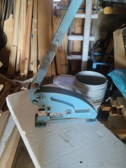 Litinové pákové nůžky - 4