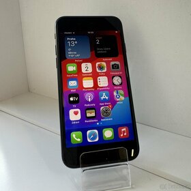 iPhone SE 2022 64GB, black (rok záruka) - 4