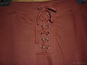 Skořicové volnočasové kalhoty Missguided - 4