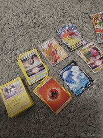 Pokémon karty - 4
