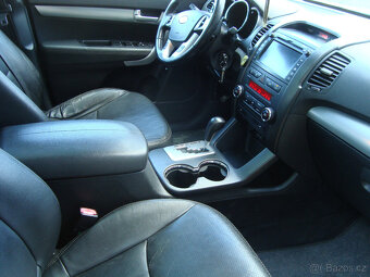 KIA Sorento 2.2 CRDI automat, pouze 110.700km - 4