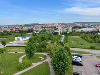 PRODEJ BYTU 3+1 UHERSKÝ BROD, SÍDLIŠTĚ OLŠAVA - 4