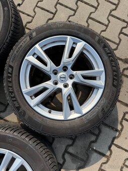 Kompletní Alu Volvo xc40 5x108r18 +235/55r18 zimní - 4