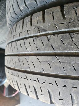 215/65R16C 109/107T Agilis MICHELIN - 4