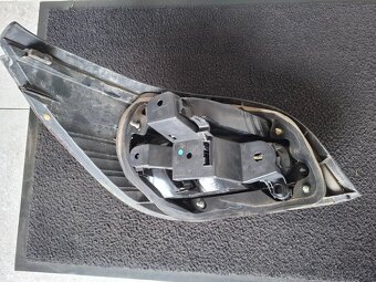 Prodám pravé zadní světlo BMW E60 - 4