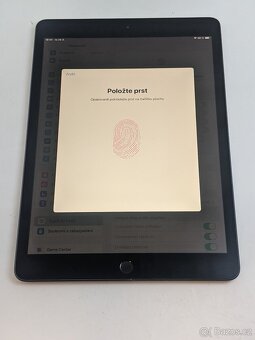 iPad 10.2 (2020) 32gb, WIFI. Baterie 81%. Záruka 6 měs - 4