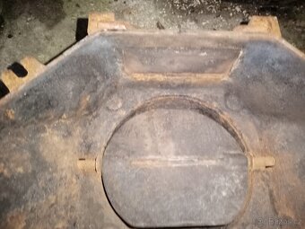 Prodám kouřovod s klapkou na litinový kotel viadrus. - 4