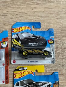 Pontiac Hotwheels - 4