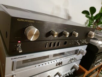 GRUNDIG V2000 - 4
