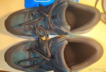 Sportovní obuv. - 4