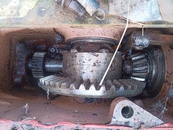 Zetor 4712 díly - 4