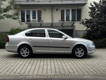 Škoda Octavia II 1.6 16V Facelift Kůže ALU kola Tažné - 4