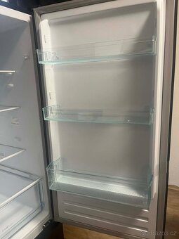 Lednice s mrazákem Candy - 4