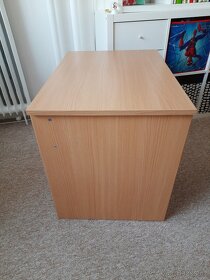 Nízký stolek v. 60 cm - 4