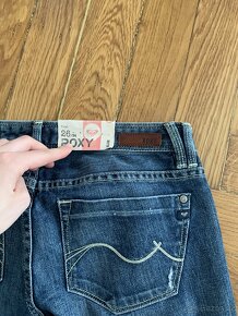 Roxy dámské značkové džíny s visačkou - 4