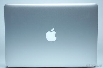 ZÁRUKA/Macbook Air 13.3"/I5 1.8GHZ/8GB RAM/256GB SSD/CZ - 4