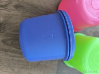 Tupperware barevné misky s víkem 550 ml - 4