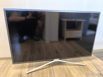 Samsung TV 40" Full HD Smart - 4