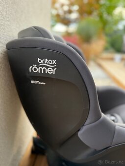 Autosedačka Britax Römer Dualfix M i-Size se základnou - 4