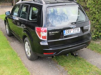 SUBARU FORESTER 4x4 2.0i 110kw r.2012 nový v čr.po 1.maj,DPH - 4
