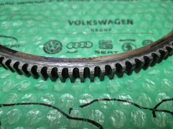 věnec setrvačníku Škoda Felicia 047105275 - 4