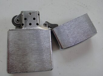 ZIPPO zapalovac - 4