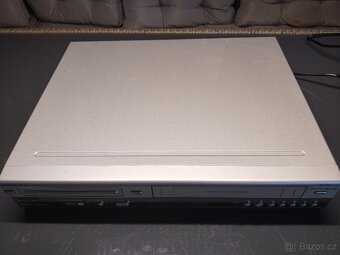 Philips DVDR3320V | Kombinovaný VHS / DVD rekordér - 4