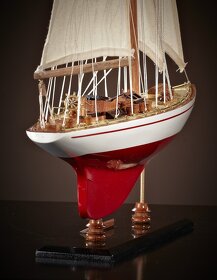 Dřevěný model lodi Endeavour 1934 - 4