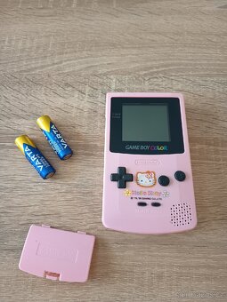Gameboy Color Hello kitty limited edition - 4