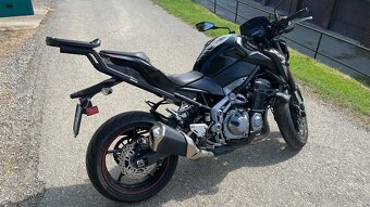 Kawasaki Z900 - 4