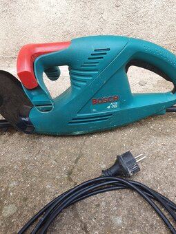 Nůžky elektrické plotové Bosch - 4