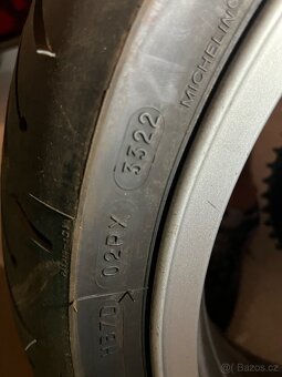 Originál kola s pneu Kawasaki ZZR 1200 - 4