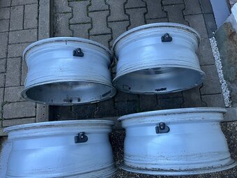 4x litá kola 5x114 R17 - zachovalé - 4