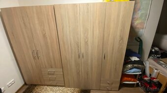 Skříně šatní - 4