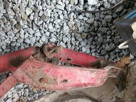 díl na obracečku/skulovačku sena - 4