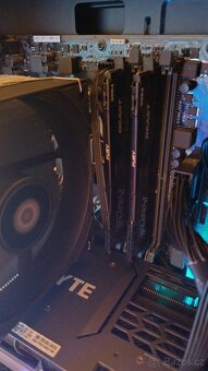 Herní PC - Ryzen 7 3700X, RTX 3070, 16 GB RAM, záruka - 4