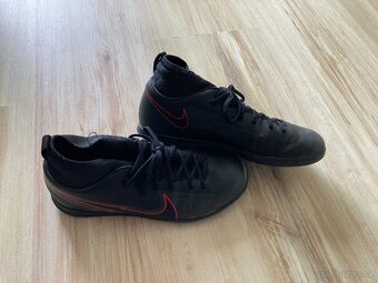 Dětské sálové boty Nike - 4