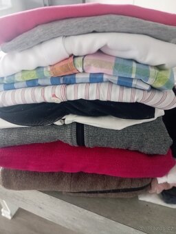 Dámské , dívčí oblečení S - 4