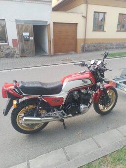 Honda cb 1100F - 4