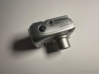 Olympus FE-100 - 4