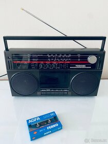 Radiomagnetofon Toshiba RT 6015, rok 1985 - 4