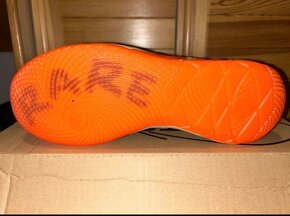 Puma Melo Ball basketbalove boty vel. 44,5/10,5 - 4