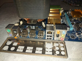 Intel Core 2 Quad 9400 + GA-EP45-DSL3 + 4GB DDR2 - 4