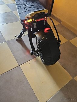 VSETT11 + SUPER 72V32AH Black/Yellow motor 2x2000W - 4
