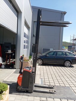 elektrický vzv BT STAXIO - 4