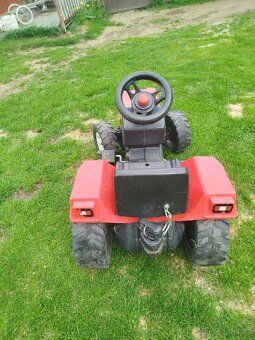 Šlapací traktor - 4