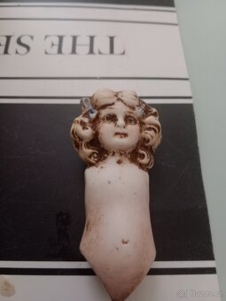 Prodám krásnou staroritno porcelán paneku - 4