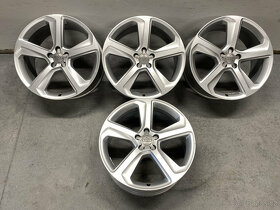 ALU KOLA ORIGINÁL AUDI 20" 5X112 ET33 8,5J 66,6MM - 4