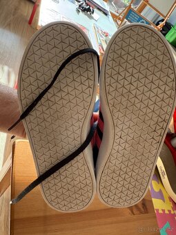 dětské boty Adidas vel. 32, černé - 4