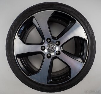 Volkswagen Golf - Originání 18" alu kola - Zimní pneu - 4
